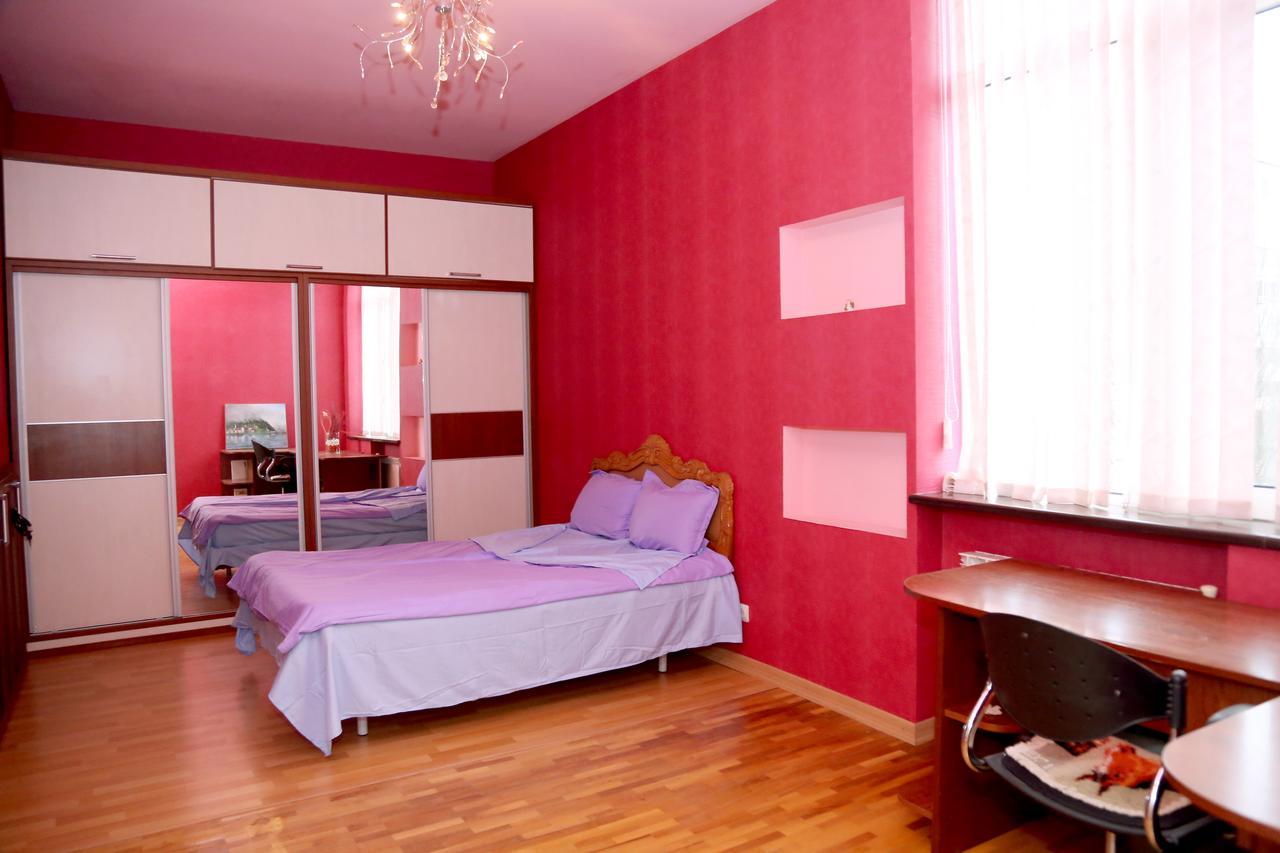 Apartment On 11 Amiryan Street Yerevan Ngoại thất bức ảnh