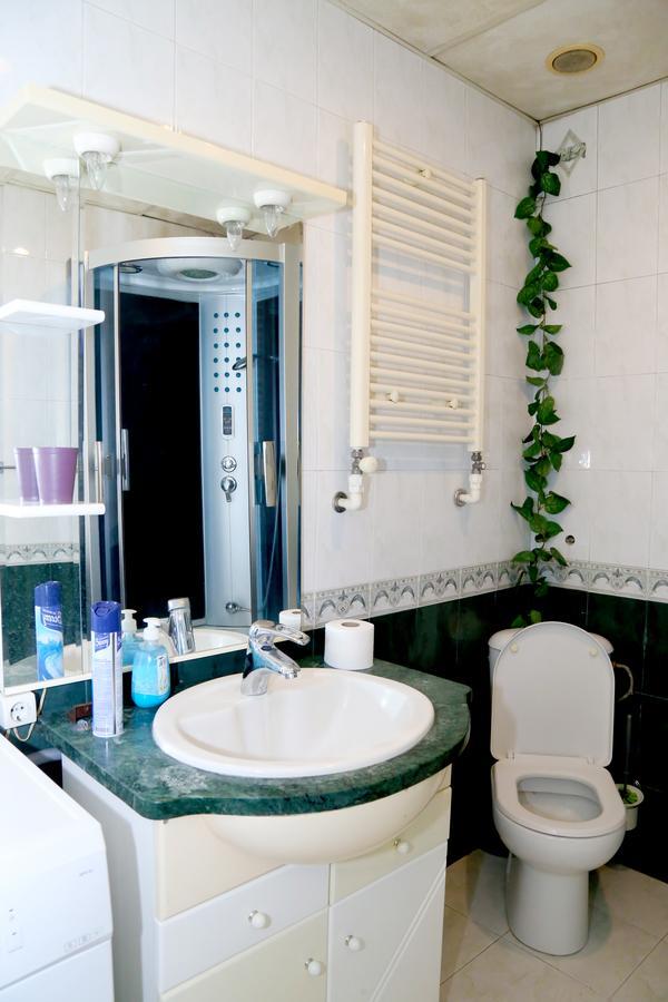 Apartment On 11 Amiryan Street Yerevan Ngoại thất bức ảnh